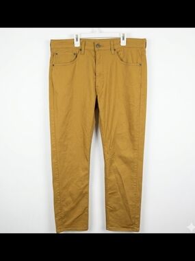 Levi's 505 Straight Khaki Jeans with Red Levi's  Patch W36 L30